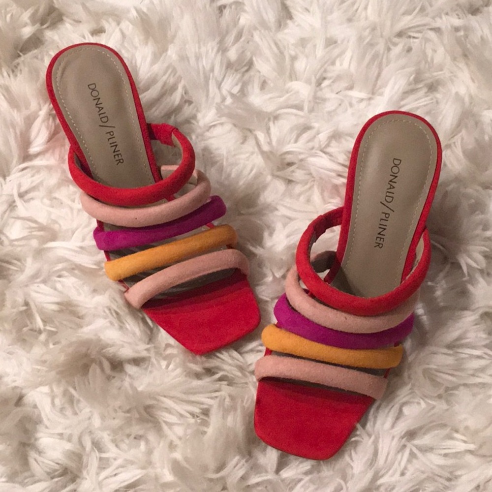 Donald Pliner Wes Suede Sandal